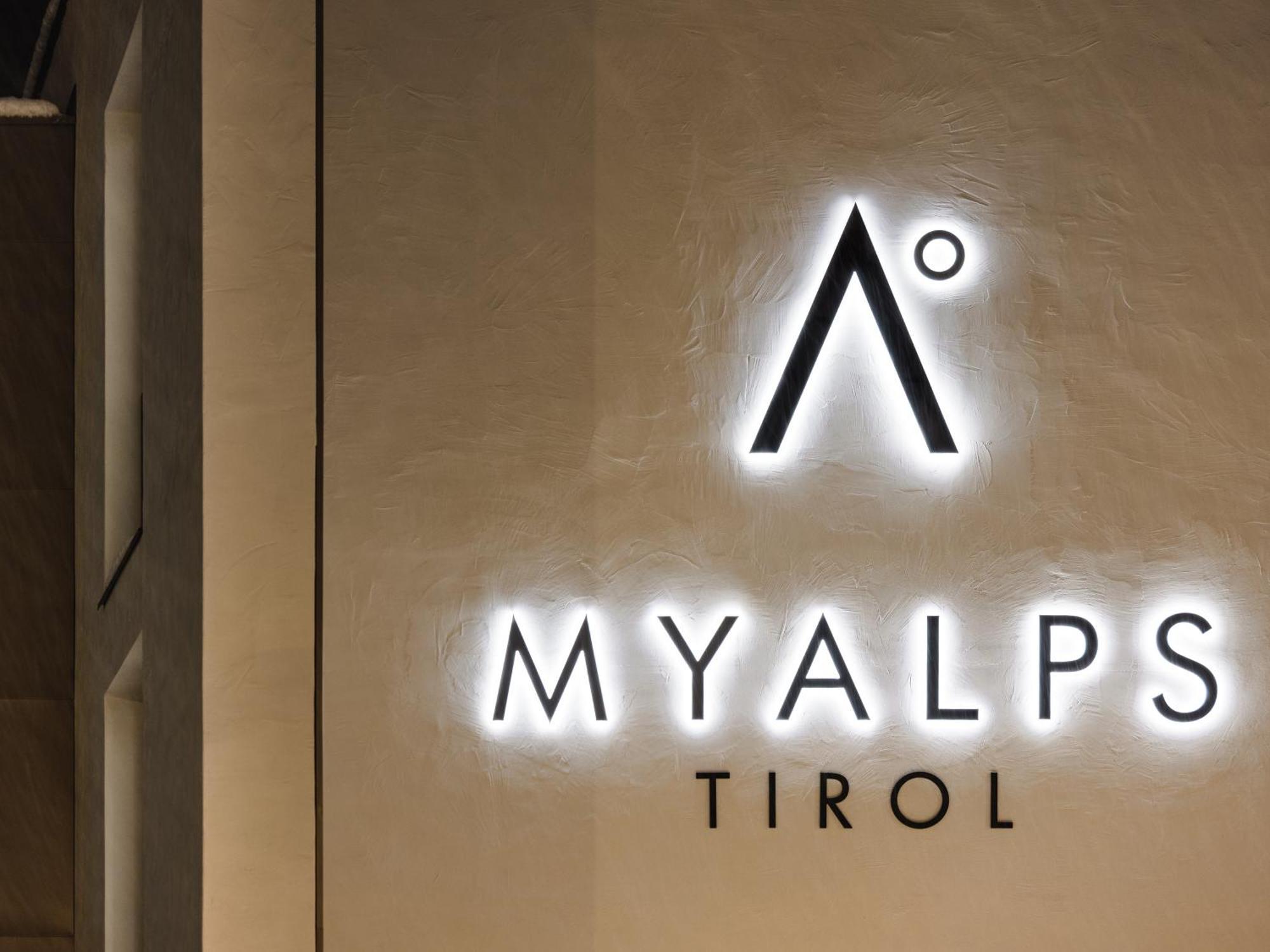 Myalps Tirol Inklusive Sky- Wellness Apartment Oetz Luaran gambar